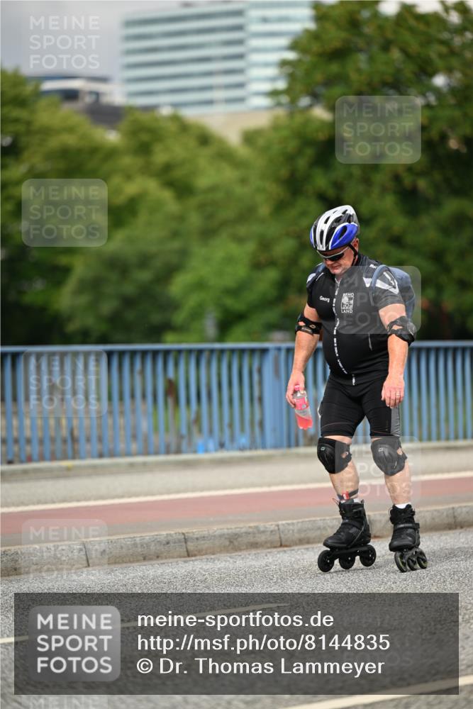 29.06.2025 - hella hamburg halbmarathon Dr. Thomas Lammeyer http://msf.ph/oto/8144835 29.06.2025 09:12:59 Kennedybrücke  meine-sportfotos.de
