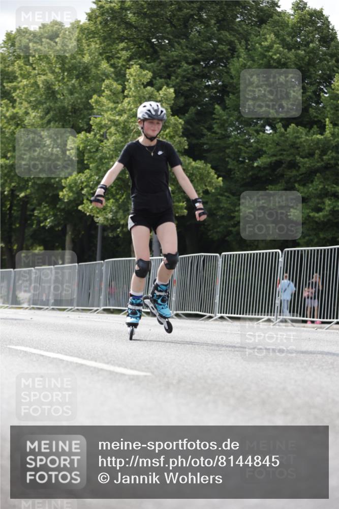 29.06.2025 - hella hamburg halbmarathon Jannik Wohlers http://msf.ph/oto/8144845 29.06.2025 09:08:06 Lombardsbrücke  meine-sportfotos.de