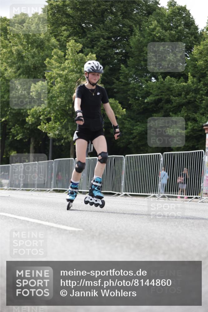 29.06.2025 - hella hamburg halbmarathon Jannik Wohlers http://msf.ph/oto/8144860 29.06.2025 09:08:06 Lombardsbrücke  meine-sportfotos.de
