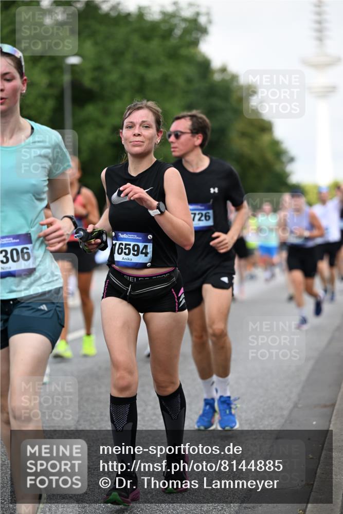 29.06.2025 - hella hamburg halbmarathon Dr. Thomas Lammeyer http://msf.ph/oto/8144885 29.06.2025 10:05:20 Kennedybrücke 1387, 1420, 1526, 1726, 2006, 2091, 2363, 2490, 2936, 3425, 3625, 3976, 4068, 4249, 4319, 4370, 5675, 6087, 6281, 6302, 6487, 6531, 6591, 6835, 6924, 7287, 7658, 7757, 7759, 7761, 8030, 8046, 8326, 8392, 8691, 8822, 8923, 9124, 9932, 10383, 10576, 10705, 11043 meine-sportfotos.de