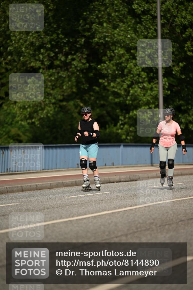 29.06.2025 - hella hamburg halbmarathon Dr. Thomas Lammeyer http://msf.ph/oto/8144890 29.06.2025 09:13:09 Kennedybrücke  meine-sportfotos.de