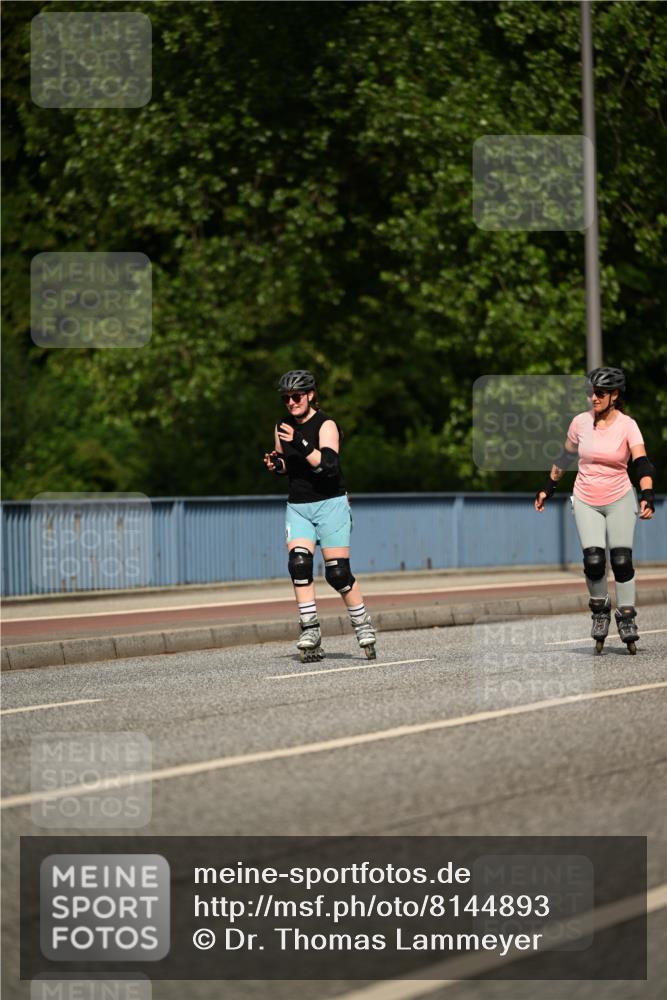 29.06.2025 - hella hamburg halbmarathon Dr. Thomas Lammeyer http://msf.ph/oto/8144893 29.06.2025 09:13:09 Kennedybrücke  meine-sportfotos.de