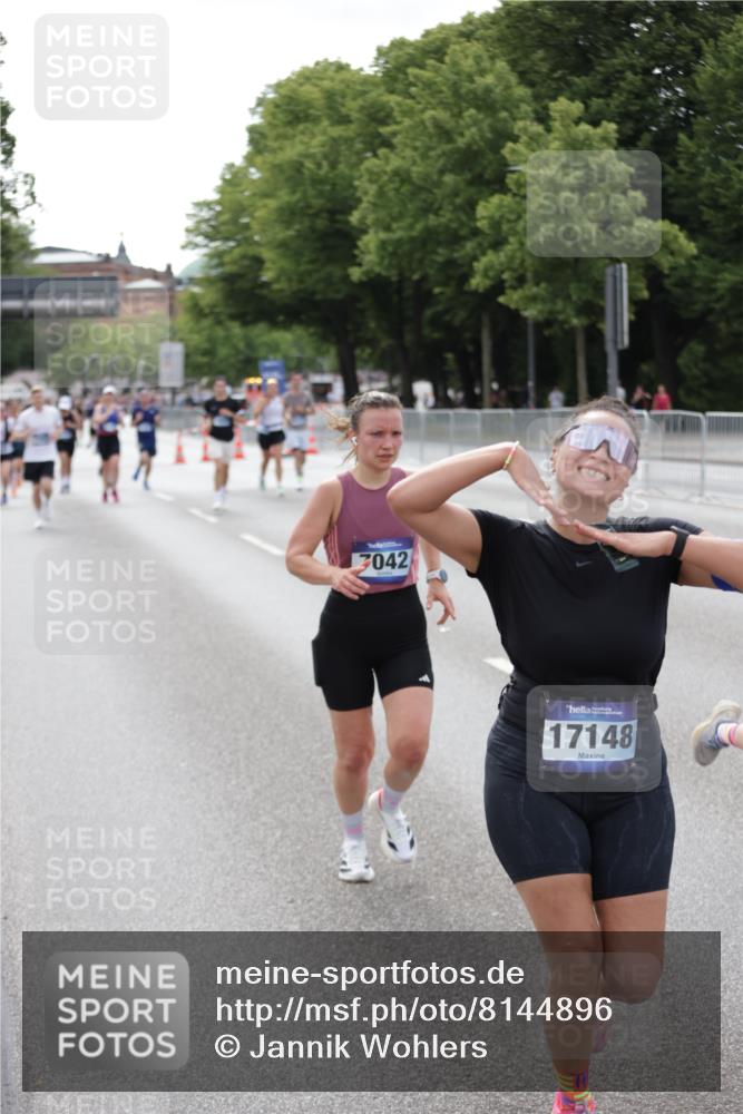 29.06.2025 - hella hamburg halbmarathon Jannik Wohlers http://msf.ph/oto/8144896 29.06.2025 10:09:49 Lombardsbrücke 1548, 3921, 5182, 5511, 7042, 7081, 7333, 7636, 8219, 8890, 9366, 9434, 10036, 10943, 11027, 13797, 15409, 16445, 16639, 16872, 17148, 18196 meine-sportfotos.de