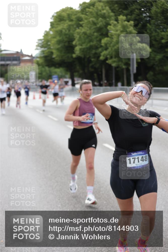 29.06.2025 - hella hamburg halbmarathon Jannik Wohlers http://msf.ph/oto/8144903 29.06.2025 10:09:49 Lombardsbrücke 1548, 3921, 5182, 5511, 7042, 7081, 7333, 7636, 8219, 8890, 9366, 9434, 10036, 10943, 11027, 13797, 15409, 16445, 16639, 16872, 17148, 18196 meine-sportfotos.de