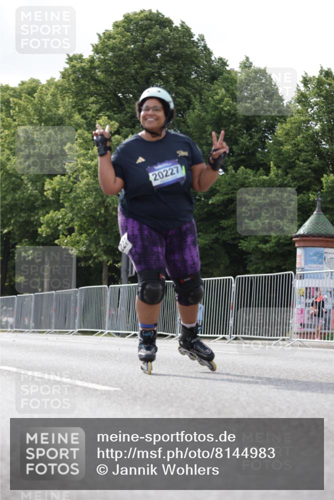 29.06.2025 - hella hamburg halbmarathon Jannik Wohlers http://msf.ph/oto/8144983 29.06.2025 09:08:09 Lombardsbrücke  meine-sportfotos.de