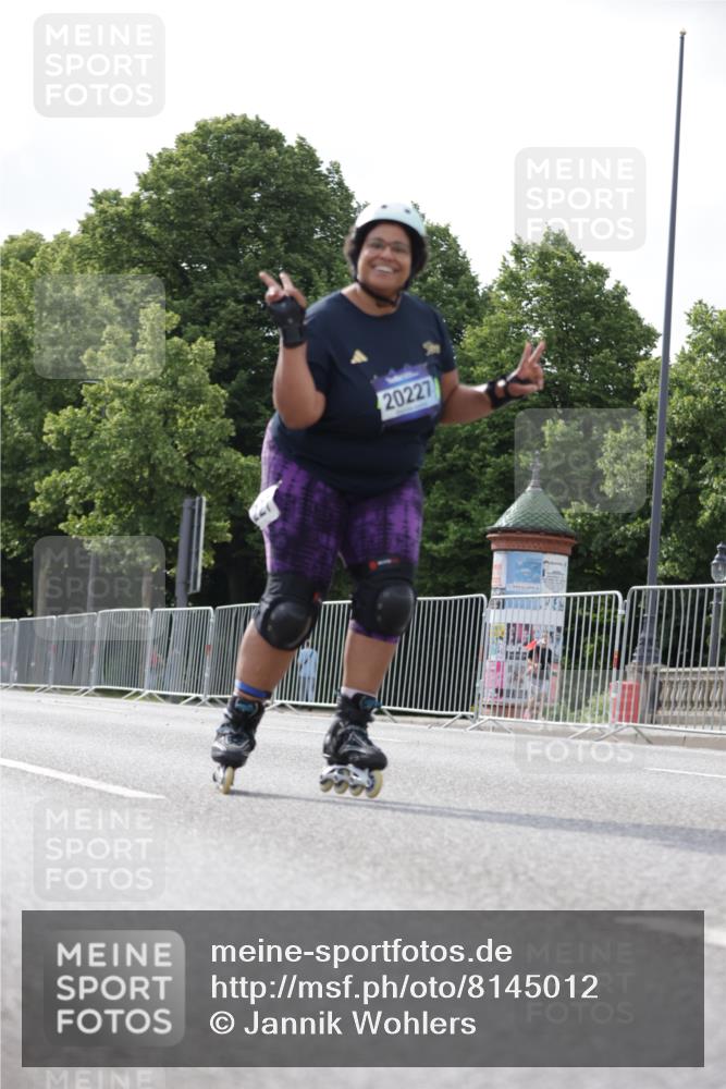 29.06.2025 - hella hamburg halbmarathon Jannik Wohlers http://msf.ph/oto/8145012 29.06.2025 09:08:09 Lombardsbrücke  meine-sportfotos.de