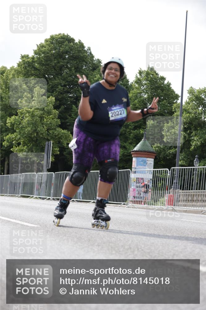 29.06.2025 - hella hamburg halbmarathon Jannik Wohlers http://msf.ph/oto/8145018 29.06.2025 09:08:09 Lombardsbrücke  meine-sportfotos.de