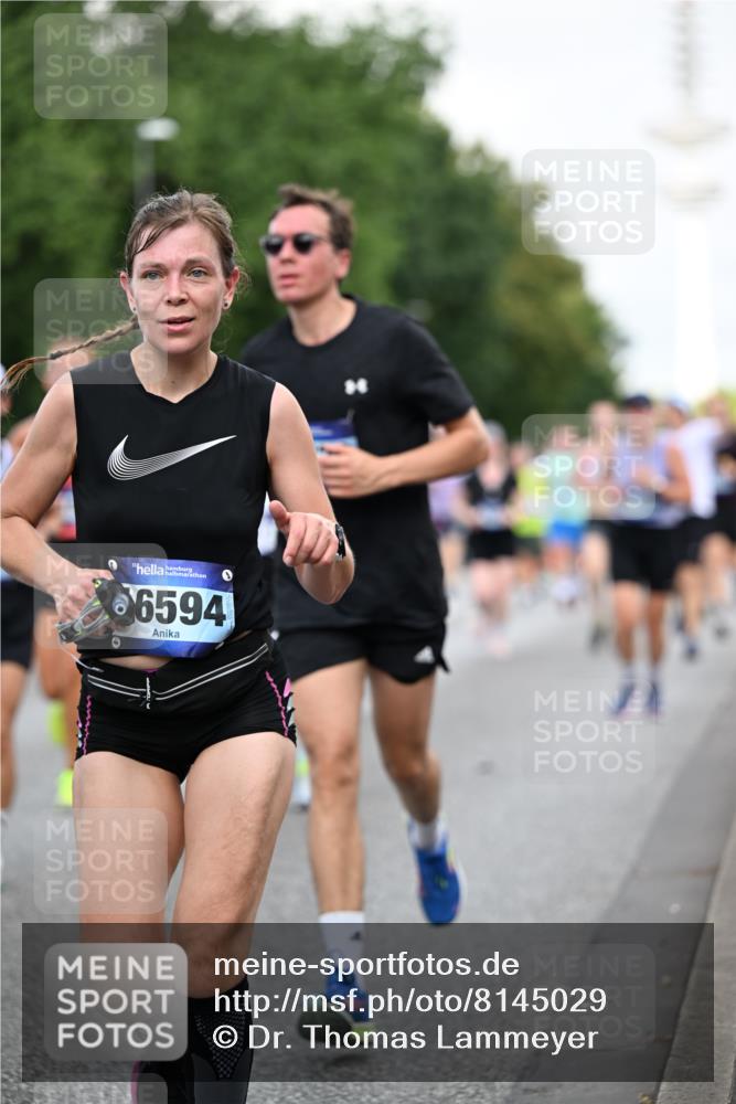 29.06.2025 - hella hamburg halbmarathon Dr. Thomas Lammeyer http://msf.ph/oto/8145029 29.06.2025 10:05:21 Kennedybrücke 1387, 1420, 1526, 1726, 2006, 2091, 2167, 2363, 2490, 2936, 3425, 3625, 3976, 4068, 4249, 4319, 4370, 5675, 6087, 6281, 6302, 6487, 6591, 6924, 7287, 7658, 7757, 7759, 7761, 8030, 8046, 8326, 8392, 8691, 8822, 8923, 9124, 9932, 10281, 10301, 10383, 10576, 10705, 11043 meine-sportfotos.de