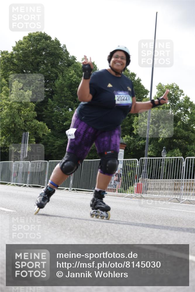 29.06.2025 - hella hamburg halbmarathon Jannik Wohlers http://msf.ph/oto/8145030 29.06.2025 09:08:09 Lombardsbrücke  meine-sportfotos.de