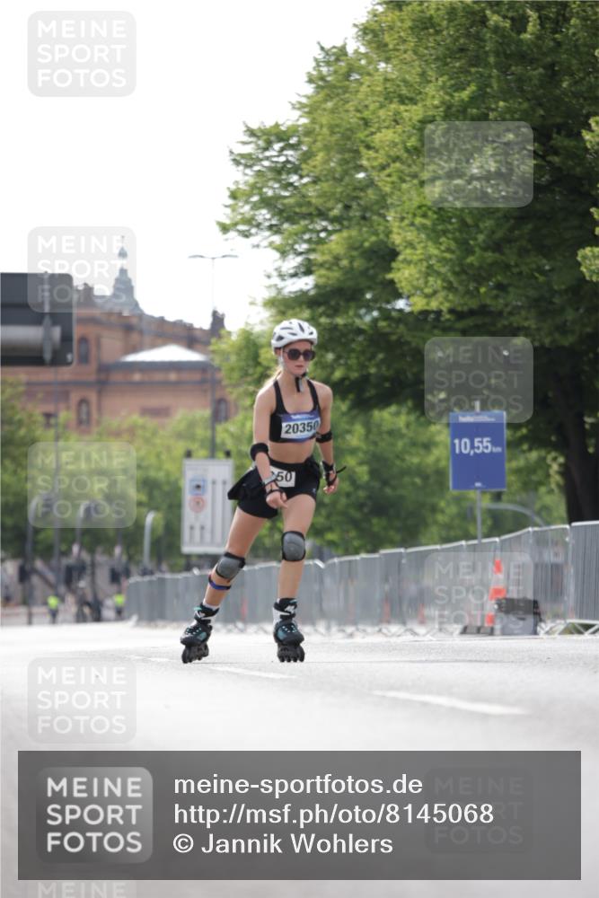 29.06.2025 - hella hamburg halbmarathon Jannik Wohlers http://msf.ph/oto/8145068 29.06.2025 09:08:13 Lombardsbrücke  meine-sportfotos.de