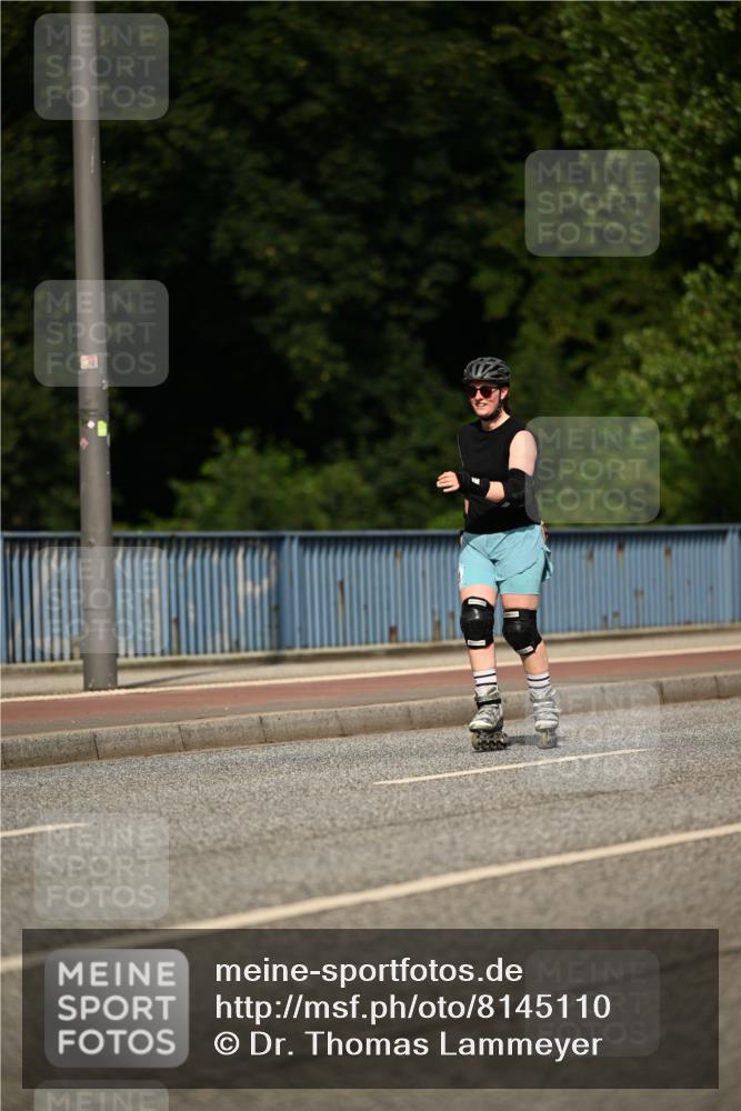 29.06.2025 - hella hamburg halbmarathon Dr. Thomas Lammeyer http://msf.ph/oto/8145110 29.06.2025 09:13:10 Kennedybrücke  meine-sportfotos.de