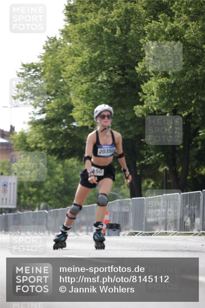 29.06.2025 - hella hamburg halbmarathon Jannik Wohlers http://msf.ph/oto/8145112 29.06.2025 09:08:14 Lombardsbrücke  meine-sportfotos.de