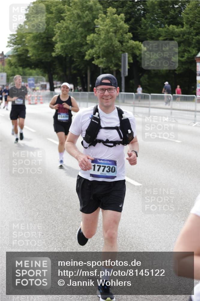29.06.2025 - hella hamburg halbmarathon Jannik Wohlers http://msf.ph/oto/8145122 29.06.2025 10:10:00 Lombardsbrücke 1573, 5182, 5440, 7042, 7685, 8219, 8890, 9816, 11180, 12008, 13797, 13901, 14679, 14822, 15409, 16166, 16344, 16639, 16872, 17730, 19023 meine-sportfotos.de