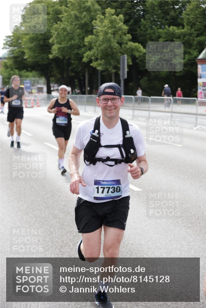 29.06.2025 - hella hamburg halbmarathon Jannik Wohlers http://msf.ph/oto/8145128 29.06.2025 10:10:00 Lombardsbrücke 1573, 5182, 5440, 7042, 7685, 8219, 8890, 9816, 11180, 12008, 13797, 13901, 14679, 14822, 15409, 16166, 16344, 16639, 16872, 17730, 19023 meine-sportfotos.de