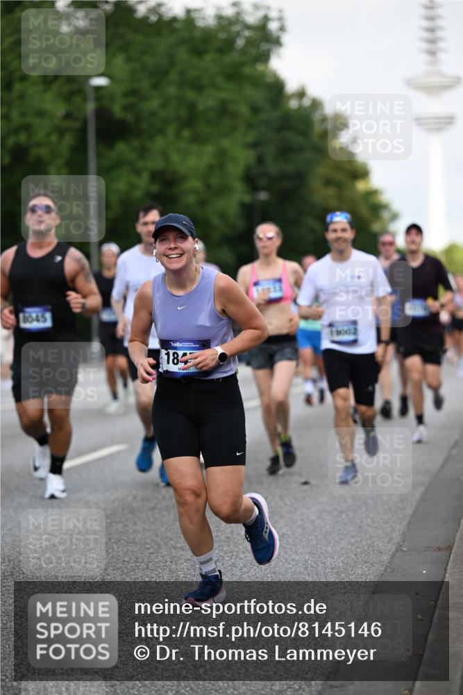 29.06.2025 - hella hamburg halbmarathon Dr. Thomas Lammeyer http://msf.ph/oto/8145146 29.06.2025 10:05:24 Kennedybrücke 1420, 1526, 1726, 2006, 2091, 2167, 2490, 2936, 3425, 3625, 3663, 3976, 4068, 4319, 4370, 5675, 6087, 6281, 6302, 6591, 6924, 7287, 7658, 7757, 7759, 7761, 8030, 8046, 8326, 8392, 8691, 8822, 8923, 9124, 9932, 10281, 10301, 10383, 10576, 10705, 10915, 11043 meine-sportfotos.de