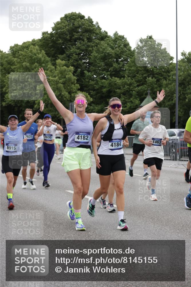 29.06.2025 - hella hamburg halbmarathon Jannik Wohlers http://msf.ph/oto/8145155 29.06.2025 10:46:56 Lombardsbrücke 1463, 1523, 1704, 2148, 2407, 2537, 2994, 3339, 4184, 4325, 4483, 4806, 4895, 4974, 4975, 5895, 6255, 6256, 6879, 6995, 7403, 7430, 7431, 7630, 7631, 8105, 8131, 8706, 8915, 8953, 9018, 9273, 9557, 9774, 9969, 9972, 10075, 10206, 10903, 11276, 11378, 12989, 13172, 13349, 13430, 13431, 13806, 13819, 13830, 13898, 14441, 14516, 14517, 15413, 16337, 16552, 17015, 17122, 17514, 18258, 18415, 18753, 18781, 18852, 18858 meine-sportfotos.de