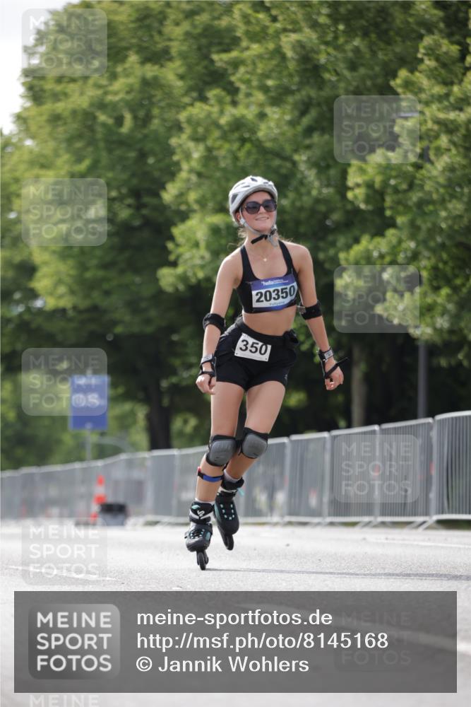 29.06.2025 - hella hamburg halbmarathon Jannik Wohlers http://msf.ph/oto/8145168 29.06.2025 09:08:15 Lombardsbrücke  meine-sportfotos.de