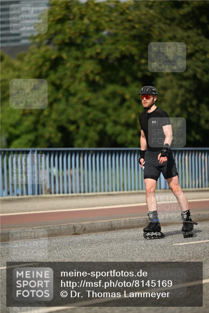 29.06.2025 - hella hamburg halbmarathon Dr. Thomas Lammeyer http://msf.ph/oto/8145169 29.06.2025 09:10:45 Kennedybrücke  meine-sportfotos.de