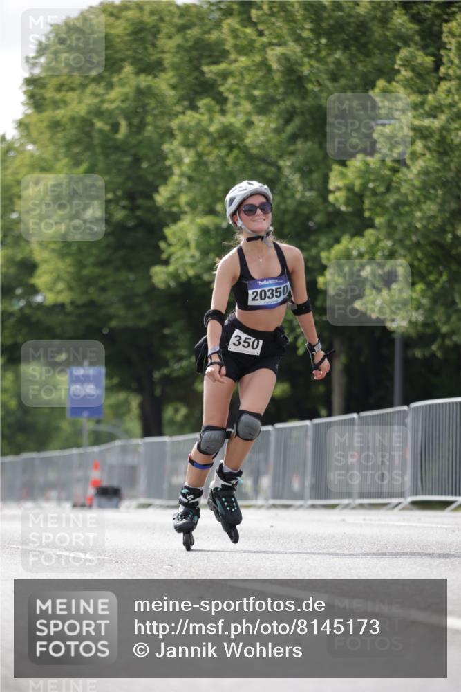 29.06.2025 - hella hamburg halbmarathon Jannik Wohlers http://msf.ph/oto/8145173 29.06.2025 09:08:15 Lombardsbrücke  meine-sportfotos.de