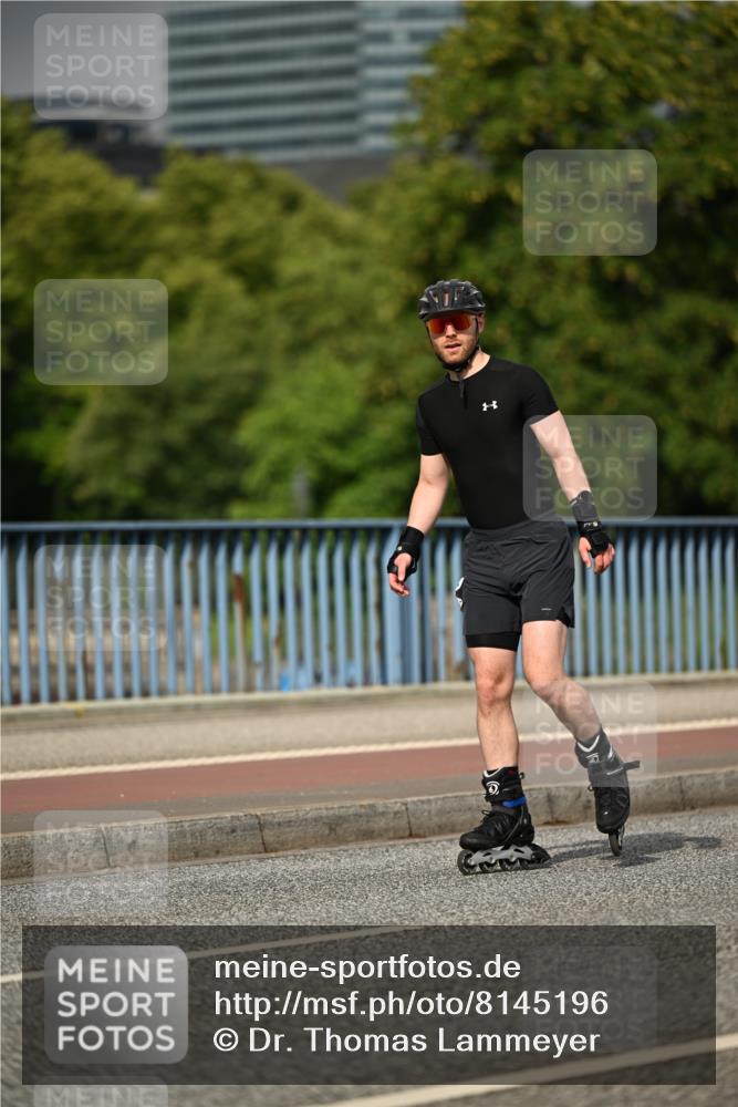 29.06.2025 - hella hamburg halbmarathon Dr. Thomas Lammeyer http://msf.ph/oto/8145196 29.06.2025 09:10:45 Kennedybrücke  meine-sportfotos.de