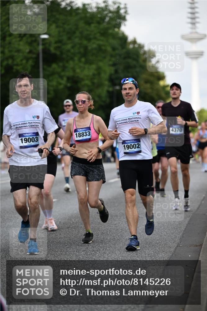 29.06.2025 - hella hamburg halbmarathon Dr. Thomas Lammeyer http://msf.ph/oto/8145226 29.06.2025 10:05:25 Kennedybrücke 1420, 1526, 1726, 2006, 2091, 2167, 2490, 2936, 3425, 3625, 3663, 3976, 4068, 4319, 4370, 5675, 6087, 6281, 6302, 6591, 6924, 7287, 7658, 7759, 7761, 8030, 8046, 8326, 8392, 8691, 8822, 9124, 9932, 10281, 10301, 10383, 10576, 10705, 10915, 11043 meine-sportfotos.de
