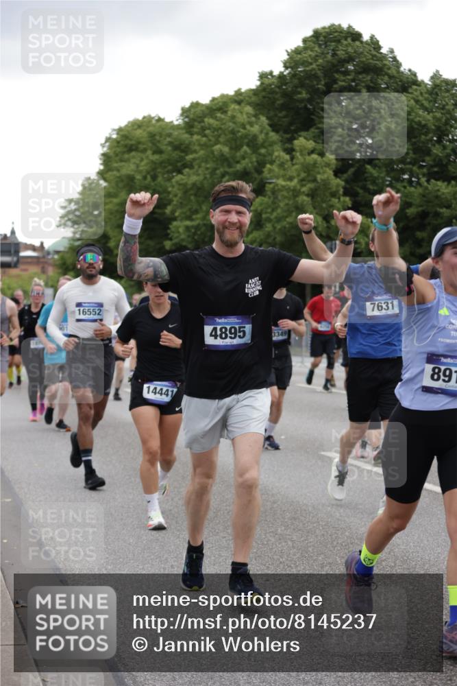 29.06.2025 - hella hamburg halbmarathon Jannik Wohlers http://msf.ph/oto/8145237 29.06.2025 10:46:58 Lombardsbrücke 1434, 1463, 1523, 1704, 2148, 2407, 2537, 2994, 3339, 4184, 4325, 4806, 4895, 4974, 4975, 5895, 6255, 6256, 6879, 6995, 7403, 7430, 7431, 7630, 7631, 8105, 8131, 8270, 8915, 8953, 9018, 9273, 9557, 9969, 9972, 10075, 10206, 10903, 11276, 11378, 11458, 11738, 12989, 13172, 13349, 13430, 13431, 13737, 13806, 13819, 13830, 13898, 13909, 14441, 14516, 14517, 15413, 16337, 16552, 17015, 17122, 17514, 18258, 18415, 18753, 18781, 18852, 18858 meine-sportfotos.de