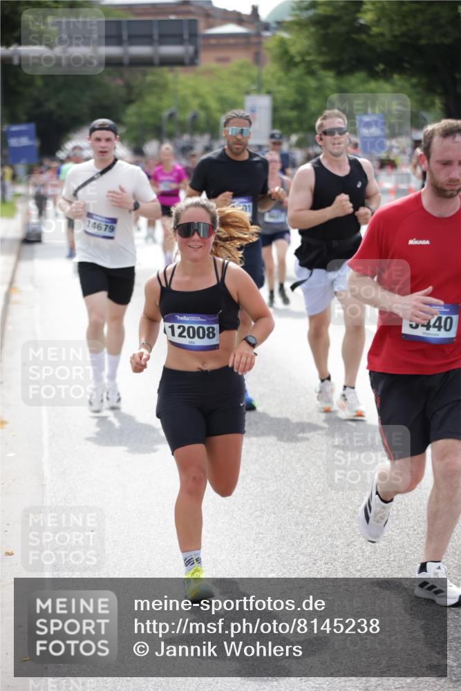 29.06.2025 - hella hamburg halbmarathon Jannik Wohlers http://msf.ph/oto/8145238 29.06.2025 10:10:04 Lombardsbrücke 1573, 5182, 5440, 7685, 9681, 9816, 11180, 11904, 11905, 12008, 12629, 13797, 13825, 13901, 14679, 14822, 15409, 16166, 16344, 16639, 17730, 19023 meine-sportfotos.de