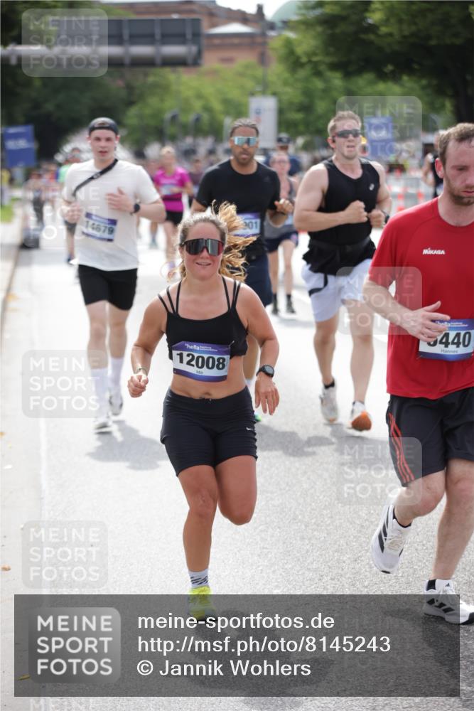 29.06.2025 - hella hamburg halbmarathon Jannik Wohlers http://msf.ph/oto/8145243 29.06.2025 10:10:04 Lombardsbrücke 1573, 5182, 5440, 7685, 9681, 9816, 11180, 11904, 11905, 12008, 12629, 13797, 13825, 13901, 14679, 14822, 15409, 16166, 16344, 16639, 17730, 19023 meine-sportfotos.de