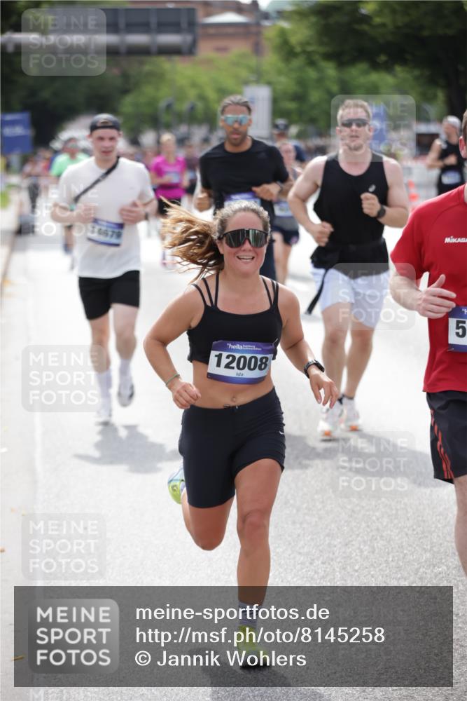 29.06.2025 - hella hamburg halbmarathon Jannik Wohlers http://msf.ph/oto/8145258 29.06.2025 10:10:04 Lombardsbrücke 1573, 5182, 5440, 7685, 9681, 9816, 11180, 11904, 11905, 12008, 12629, 13797, 13825, 13901, 14679, 14822, 15409, 16166, 16344, 16639, 17730, 19023 meine-sportfotos.de