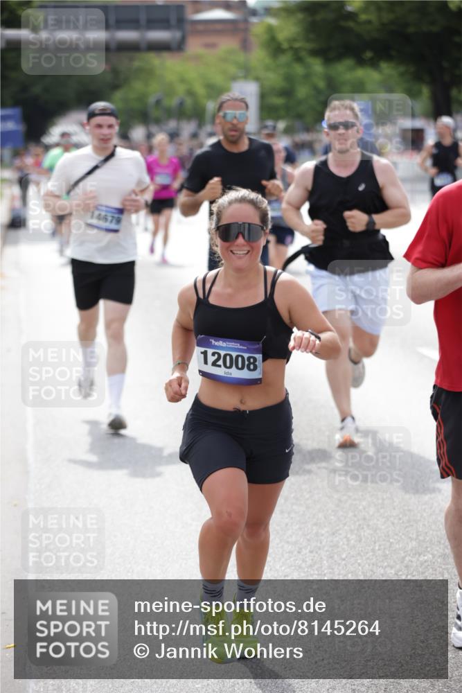 29.06.2025 - hella hamburg halbmarathon Jannik Wohlers http://msf.ph/oto/8145264 29.06.2025 10:10:05 Lombardsbrücke 1573, 5182, 5440, 7250, 7685, 9681, 9816, 11180, 11887, 11904, 11905, 12008, 12629, 13797, 13825, 13901, 14679, 14822, 15409, 16166, 16344, 16639, 17730, 19023 meine-sportfotos.de
