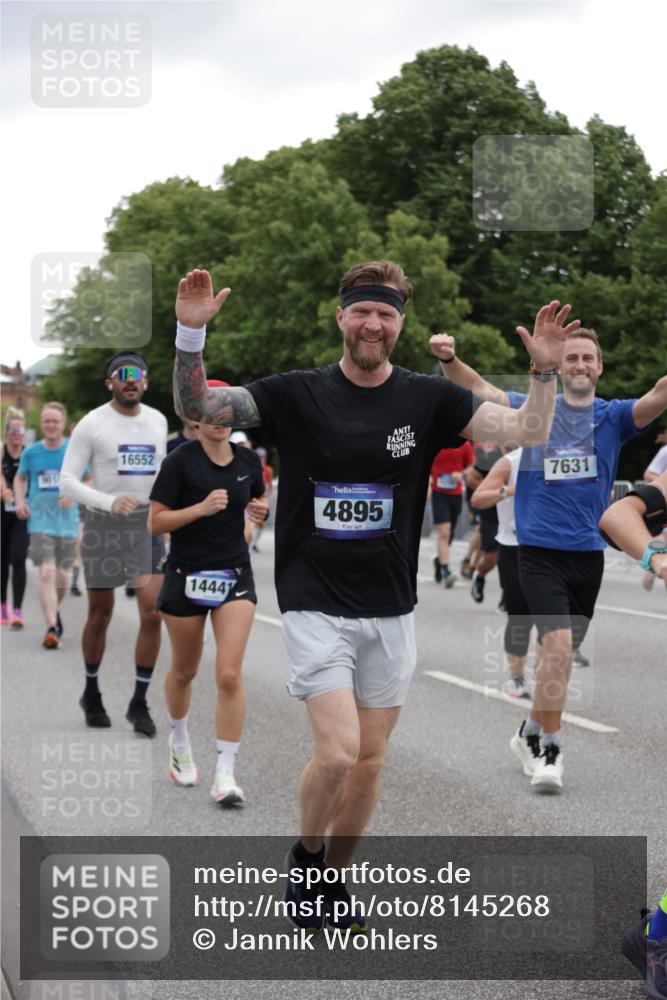 29.06.2025 - hella hamburg halbmarathon Jannik Wohlers http://msf.ph/oto/8145268 29.06.2025 10:46:58 Lombardsbrücke 1434, 1463, 1523, 1704, 2148, 2407, 2537, 2994, 3339, 4184, 4325, 4806, 4895, 4974, 4975, 5895, 6255, 6256, 6879, 6995, 7403, 7430, 7431, 7630, 7631, 8105, 8131, 8270, 8915, 8953, 9018, 9273, 9557, 9969, 9972, 10075, 10206, 10903, 11276, 11378, 11458, 11738, 12989, 13172, 13349, 13430, 13431, 13737, 13806, 13819, 13830, 13898, 13909, 14441, 14516, 14517, 15413, 16337, 16552, 17015, 17122, 17514, 18258, 18415, 18753, 18781, 18852, 18858 meine-sportfotos.de