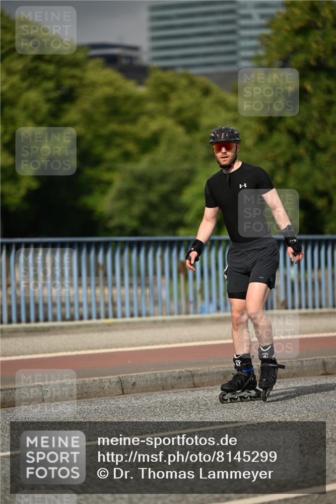 29.06.2025 - hella hamburg halbmarathon Dr. Thomas Lammeyer http://msf.ph/oto/8145299 29.06.2025 09:10:45 Kennedybrücke  meine-sportfotos.de