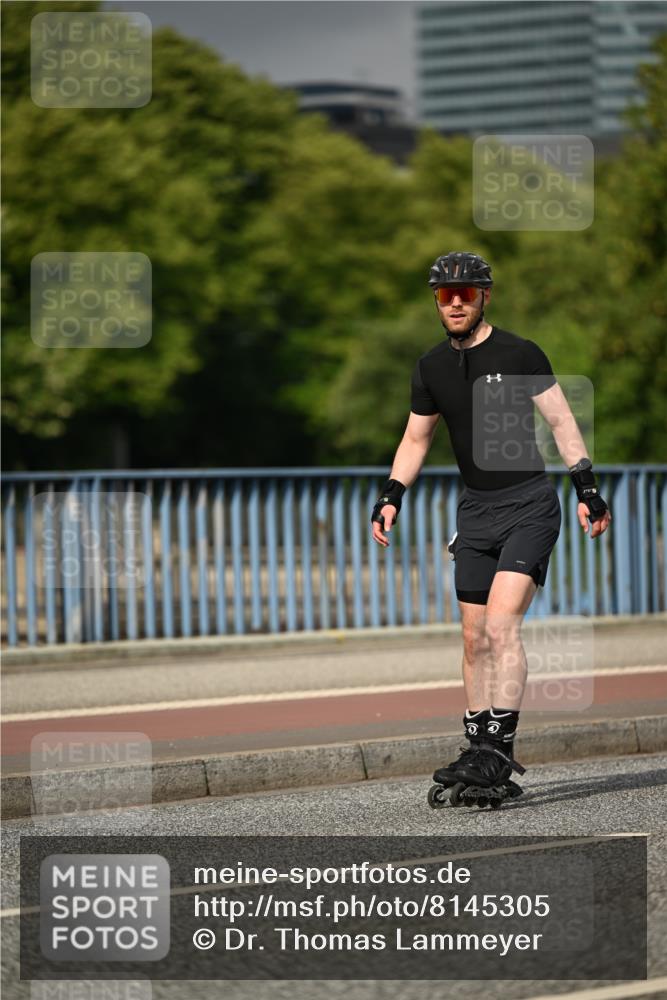 29.06.2025 - hella hamburg halbmarathon Dr. Thomas Lammeyer http://msf.ph/oto/8145305 29.06.2025 09:10:45 Kennedybrücke  meine-sportfotos.de
