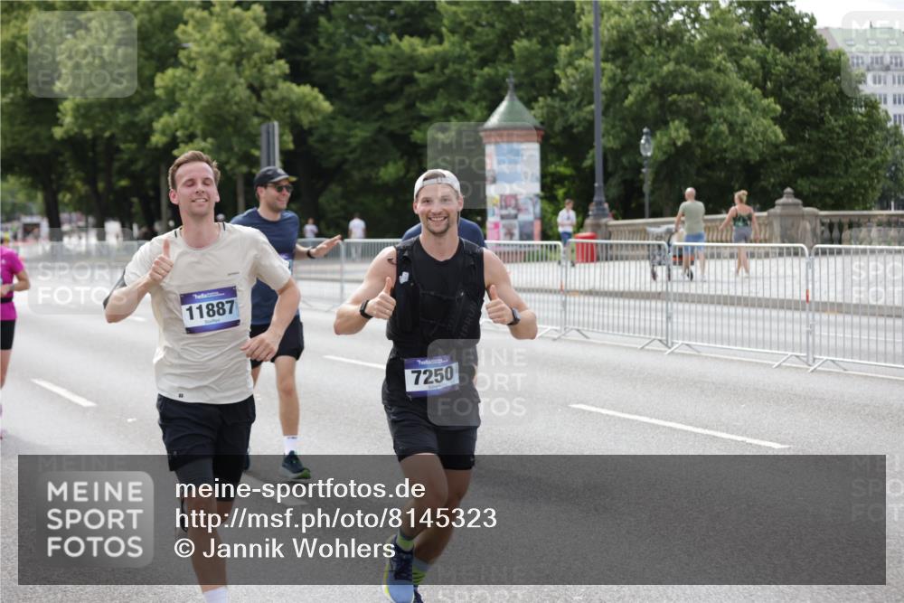 29.06.2025 - hella hamburg halbmarathon Jannik Wohlers http://msf.ph/oto/8145323 29.06.2025 10:10:12 Lombardsbrücke 1573, 4389, 5440, 5990, 5991, 7250, 7685, 9681, 11355, 11887, 11904, 11905, 12008, 12629, 13825, 13901, 14679, 16166, 16344, 17532, 17730, 18949, 19023 meine-sportfotos.de