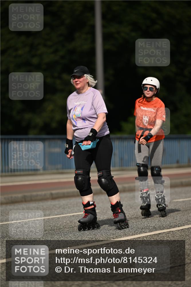 29.06.2025 - hella hamburg halbmarathon Dr. Thomas Lammeyer http://msf.ph/oto/8145324 29.06.2025 09:13:52 Kennedybrücke  meine-sportfotos.de