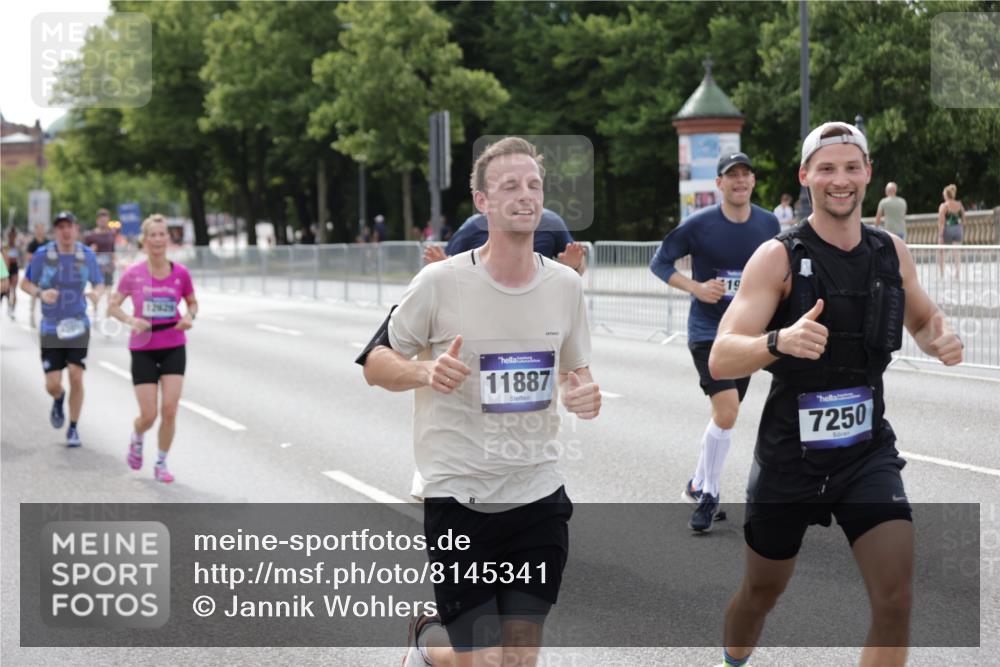 29.06.2025 - hella hamburg halbmarathon Jannik Wohlers http://msf.ph/oto/8145341 29.06.2025 10:10:12 Lombardsbrücke 1573, 4389, 5440, 5990, 5991, 7250, 7685, 9681, 11355, 11887, 11904, 11905, 12008, 12629, 13825, 13901, 14679, 16166, 16344, 17532, 17730, 18949, 19023 meine-sportfotos.de