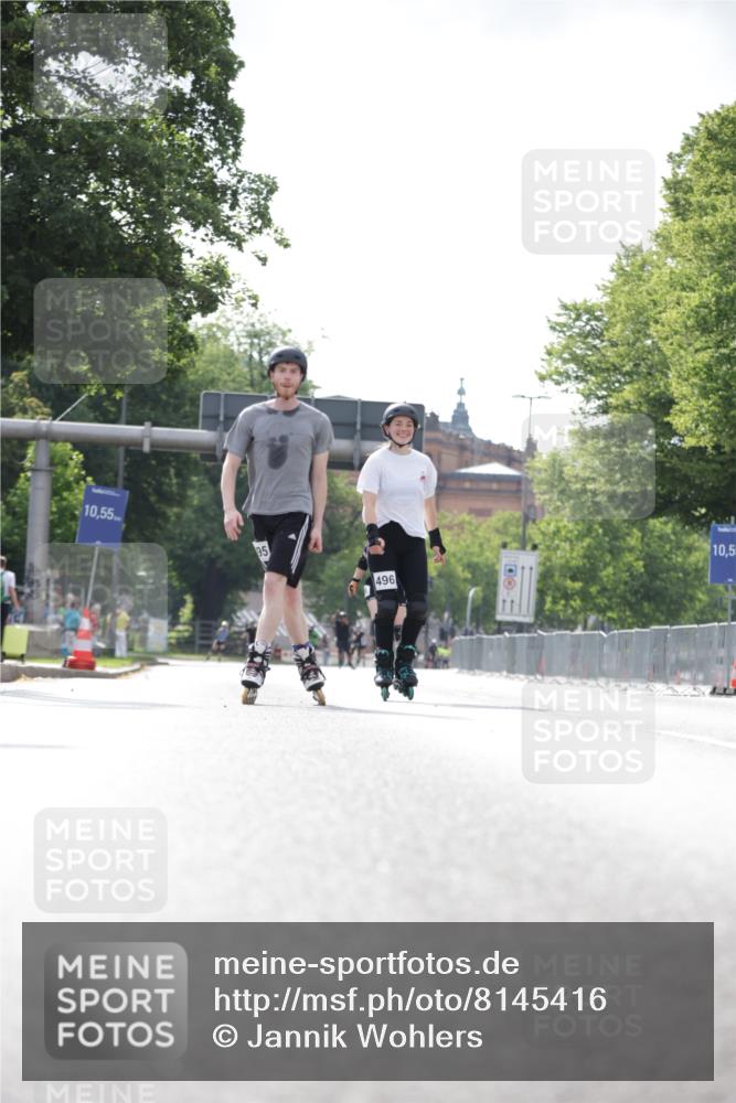 29.06.2025 - hella hamburg halbmarathon Jannik Wohlers http://msf.ph/oto/8145416 29.06.2025 09:08:33 Lombardsbrücke  meine-sportfotos.de