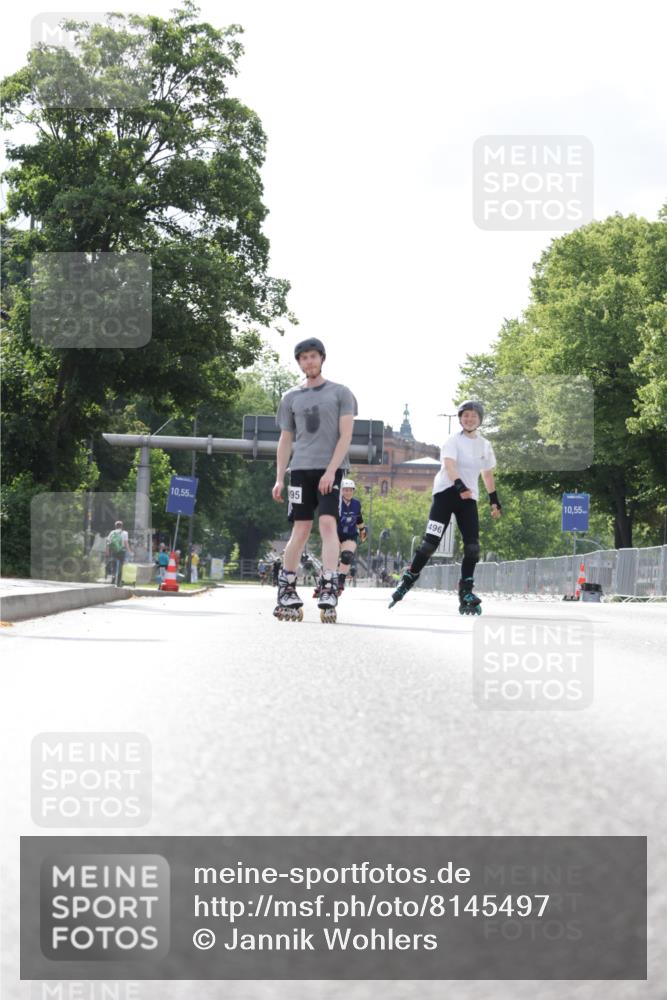 29.06.2025 - hella hamburg halbmarathon Jannik Wohlers http://msf.ph/oto/8145497 29.06.2025 09:08:34 Lombardsbrücke  meine-sportfotos.de