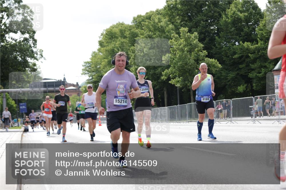 29.06.2025 - hella hamburg halbmarathon Jannik Wohlers http://msf.ph/oto/8145509 29.06.2025 10:10:23 Lombardsbrücke 1166, 1186, 1781, 4389, 5990, 5991, 7250, 9169, 9681, 9829, 11355, 11887, 11904, 11905, 12426, 12629, 13588, 13594, 13825, 14270, 15214, 16808, 17532, 18949 meine-sportfotos.de