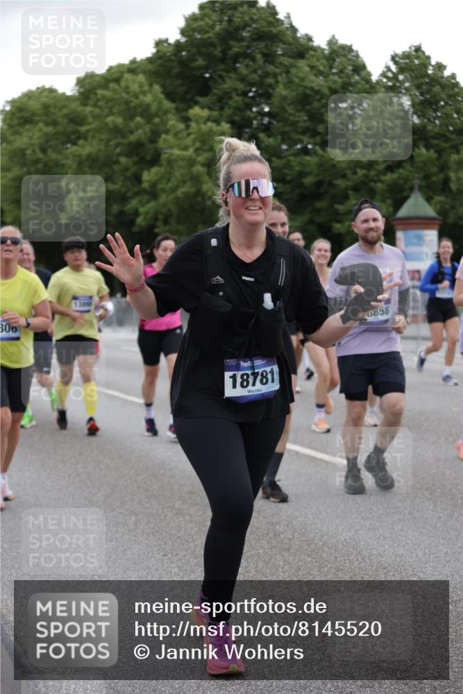 29.06.2025 - hella hamburg halbmarathon Jannik Wohlers http://msf.ph/oto/8145520 29.06.2025 10:47:04 Lombardsbrücke 1434, 1463, 1523, 1704, 2148, 2407, 2882, 2994, 3339, 4037, 4325, 4423, 4806, 4895, 4974, 4975, 5621, 5622, 5895, 6255, 6256, 6995, 7403, 7630, 7631, 8105, 8270, 8915, 8953, 9018, 9273, 9969, 9972, 10075, 10206, 11276, 11351, 11378, 11458, 11730, 11738, 13349, 13737, 13806, 13830, 13898, 13909, 14197, 14441, 14516, 14517, 15413, 15543, 16018, 16337, 16552, 16686, 17122, 17216, 17514, 18258, 18415, 18623, 18781, 18852, 18858 meine-sportfotos.de