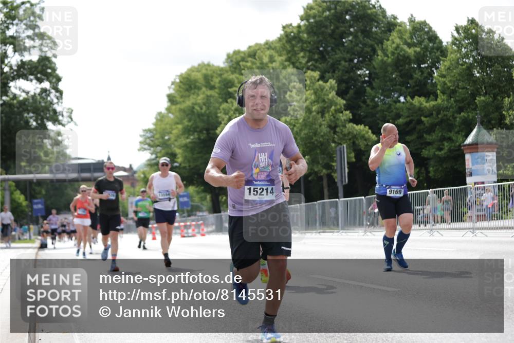 29.06.2025 - hella hamburg halbmarathon Jannik Wohlers http://msf.ph/oto/8145531 29.06.2025 10:10:24 Lombardsbrücke 1166, 1186, 1781, 4389, 5990, 5991, 7250, 9169, 9829, 11355, 11887, 11904, 11905, 12426, 12629, 12790, 13588, 13594, 13825, 14270, 15214, 16808, 17532, 18949 meine-sportfotos.de