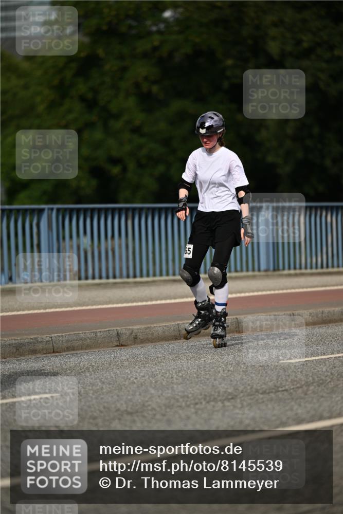 29.06.2025 - hella hamburg halbmarathon Dr. Thomas Lammeyer http://msf.ph/oto/8145539 29.06.2025 09:14:24 Kennedybrücke  meine-sportfotos.de