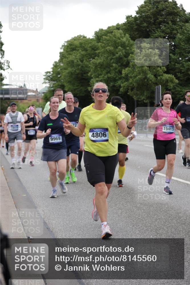29.06.2025 - hella hamburg halbmarathon Jannik Wohlers http://msf.ph/oto/8145560 29.06.2025 10:47:04 Lombardsbrücke 1434, 1463, 1523, 1704, 2148, 2407, 2882, 2994, 3339, 4037, 4325, 4423, 4806, 4895, 4974, 4975, 5621, 5622, 5895, 6255, 6256, 6995, 7403, 7630, 7631, 8105, 8270, 8915, 8953, 9018, 9273, 9969, 9972, 10075, 10206, 11276, 11351, 11378, 11458, 11730, 11738, 13349, 13737, 13806, 13830, 13898, 13909, 14197, 14441, 14516, 14517, 15413, 15543, 16018, 16337, 16552, 16686, 17122, 17216, 17514, 18258, 18415, 18623, 18781, 18852, 18858 meine-sportfotos.de
