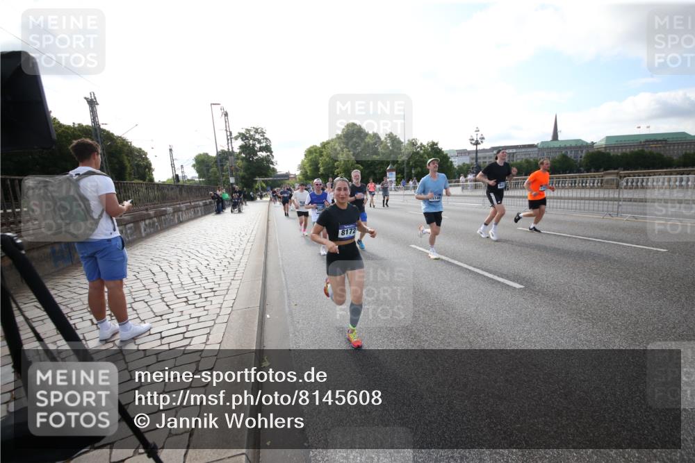 29.06.2025 - hella hamburg halbmarathon Jannik Wohlers http://msf.ph/oto/8145608 29.06.2025 09:57:13 Lombardsbrücke 1086, 1094, 1193, 1422, 2252, 2444, 2488, 2855, 2946, 3048, 3096, 3999, 4261, 4379, 4986, 5024, 5032, 5633, 5820, 5907, 6125, 6374, 6795, 6942, 7134, 7221, 7397, 7594, 7742, 7930, 7932, 7973, 8172, 8176, 8413, 9214, 9739, 9835, 10215, 11430, 11512, 11832, 12348, 12440, 12607, 12840, 13701, 13750, 13761, 14300, 14737, 14881, 14914, 15146, 15169, 15395, 15480, 15712, 15720, 16039, 16047, 16285, 16320, 16800, 17130, 17179, 17640, 17642 meine-sportfotos.de