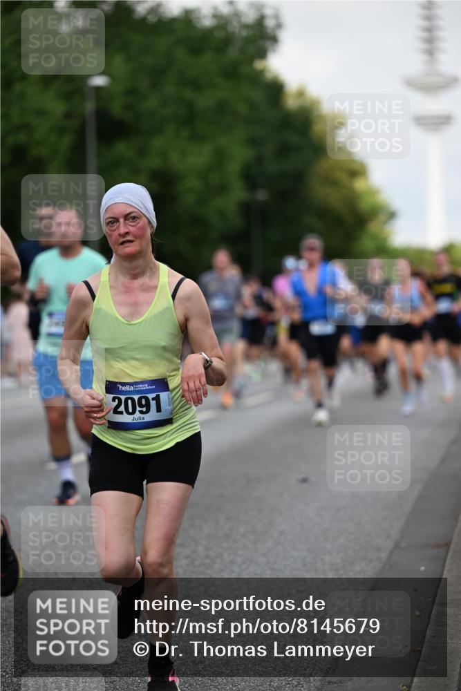 29.06.2025 - hella hamburg halbmarathon Dr. Thomas Lammeyer http://msf.ph/oto/8145679 29.06.2025 10:05:29 Kennedybrücke 1420, 1526, 1726, 2006, 2091, 2167, 2490, 2806, 2936, 2957, 3425, 3663, 3976, 4068, 4319, 4322, 4370, 5675, 6087, 6281, 0000, 6302, 6921, 6924, 7287, 7658, 7846, 8030, 8046, 8326, 8392, 8578, 8691, 8822, 9124, 9932, 10281, 10301, 10383, 10576, 10915, 11043 meine-sportfotos.de