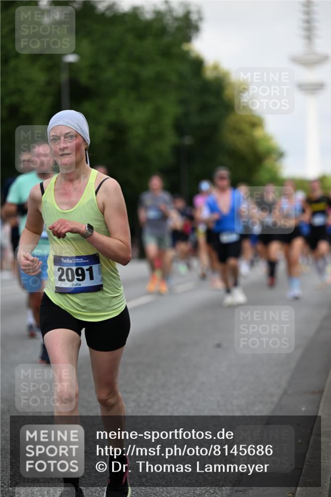 29.06.2025 - hella hamburg halbmarathon Dr. Thomas Lammeyer http://msf.ph/oto/8145686 29.06.2025 10:05:29 Kennedybrücke 1420, 1526, 1726, 2006, 2091, 2167, 2490, 2806, 2936, 2957, 3425, 3663, 3976, 4068, 4319, 4322, 4370, 5675, 6087, 6281, 0000, 6302, 6921, 6924, 7287, 7658, 7846, 8030, 8046, 8326, 8392, 8578, 8691, 8822, 9124, 9932, 10281, 10301, 10383, 10576, 10915, 11043 meine-sportfotos.de