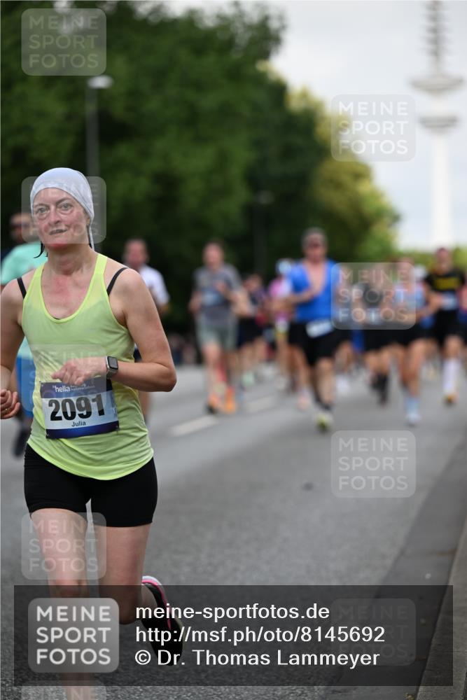 29.06.2025 - hella hamburg halbmarathon Dr. Thomas Lammeyer http://msf.ph/oto/8145692 29.06.2025 10:05:29 Kennedybrücke 1420, 1526, 1726, 2006, 2091, 2167, 2490, 2806, 2936, 2957, 3425, 3663, 3976, 4068, 4319, 4322, 4370, 5675, 6087, 6281, 0000, 6302, 6921, 6924, 7287, 7658, 7846, 8030, 8046, 8326, 8392, 8578, 8691, 8822, 9124, 9932, 10281, 10301, 10383, 10576, 10915, 11043 meine-sportfotos.de