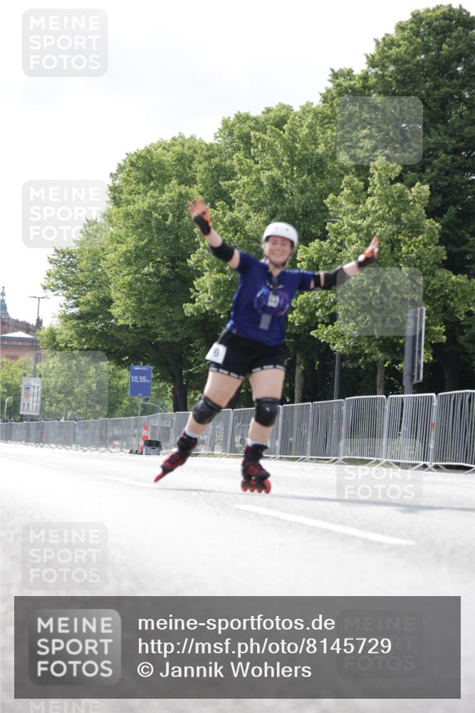 29.06.2025 - hella hamburg halbmarathon Jannik Wohlers http://msf.ph/oto/8145729 29.06.2025 09:08:38 Lombardsbrücke  meine-sportfotos.de