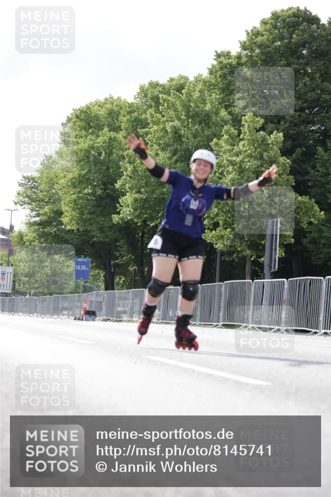 29.06.2025 - hella hamburg halbmarathon Jannik Wohlers http://msf.ph/oto/8145741 29.06.2025 09:08:38 Lombardsbrücke  meine-sportfotos.de