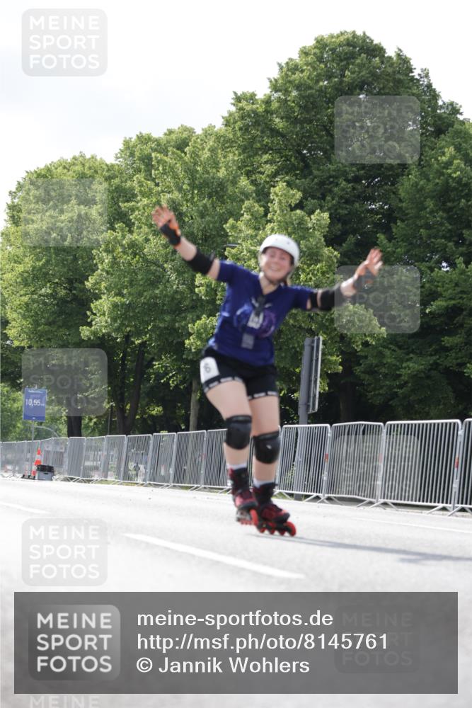29.06.2025 - hella hamburg halbmarathon Jannik Wohlers http://msf.ph/oto/8145761 29.06.2025 09:08:38 Lombardsbrücke  meine-sportfotos.de
